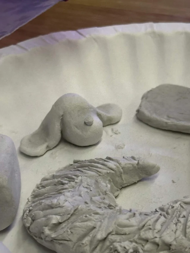 cho's clay workshop, image 2 of 5.